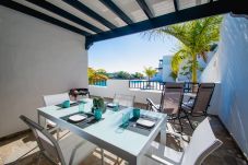 Casa en Playa Blanca - La niña bonita - villa junto a la piscina con vist