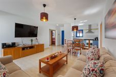 Villa en Playa Blanca - Villa Soleada - VipVipVillas